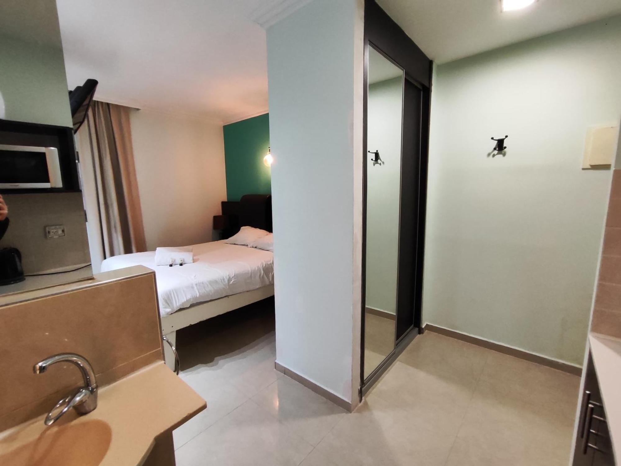 Marina Beach Hotel Tel Aviv Buitenkant foto