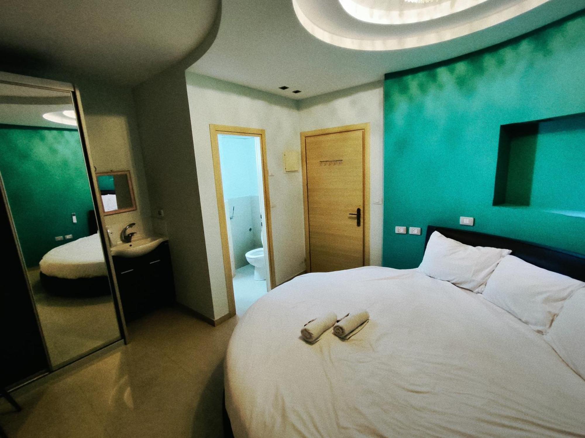 Marina Beach Hotel Tel Aviv Buitenkant foto